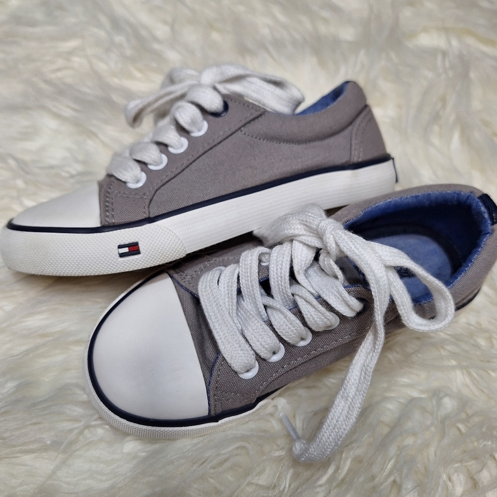 Tommy Hilfiger Sneakers Child Size 11